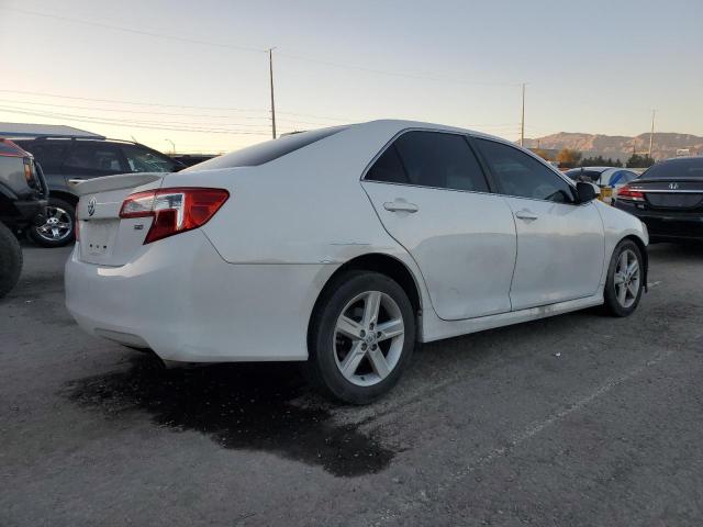 4T1BF1FK0EU361231 - 2014 TOYOTA CAMRY L WHITE photo 3