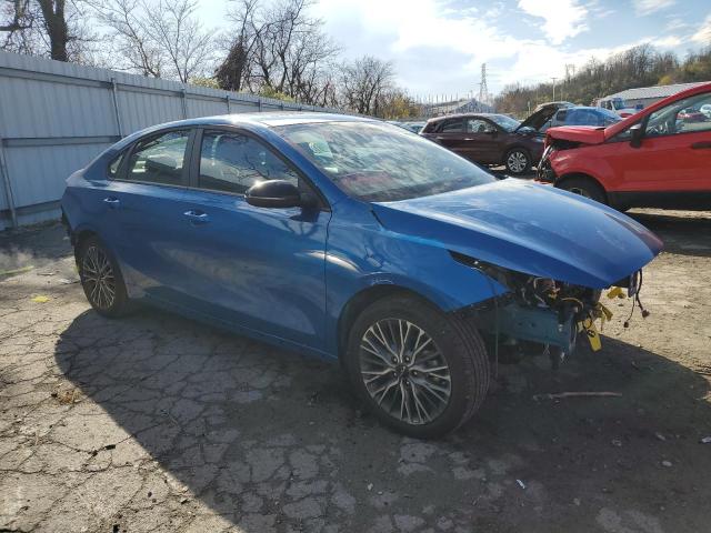 3KPF54AD8NE510437 - 2022 KIA FORTE GT LINE BLUE photo 4