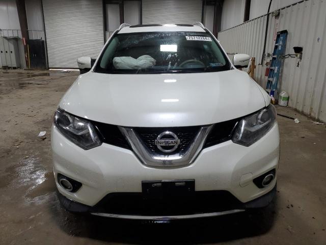 5N1AT2MV4FC922772 - 2015 NISSAN ROGUE S WHITE photo 5