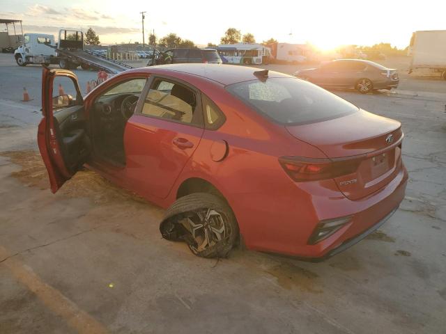 3KPF24AD6ME405029 - 2021 KIA FORTE FE RED photo 2