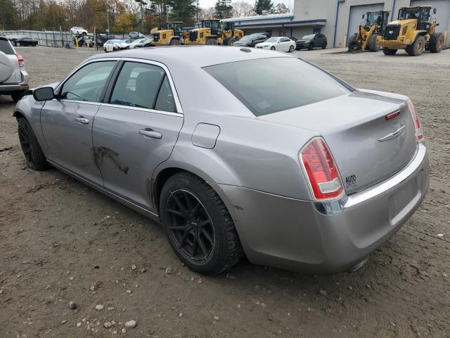 2C3CCAAG1EH200768 - 2014 CHRYSLER 300 SILVER photo 2