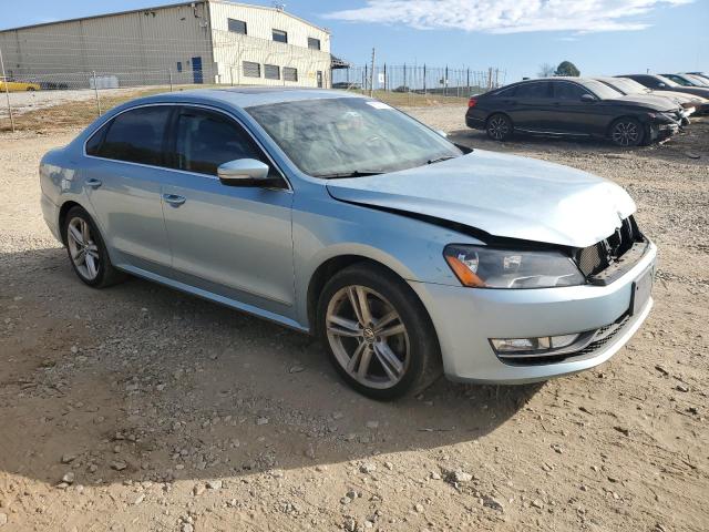 1VWCN7A33DC108694 - 2013 VOLKSWAGEN PASSAT SEL BLUE photo 4