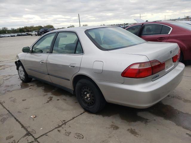 1HGCG5648XA101888 - 1999 HONDA ACCORD LX SILVER photo 2