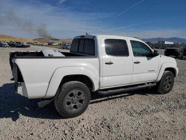 5TFJU4GN7EX060132 - 2014 TOYOTA TACOMA DOUBLE CAB PRERUNNER WHITE photo 3