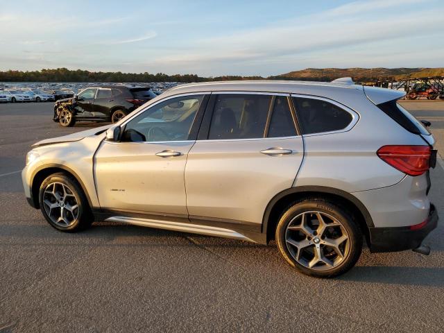 WBXHT3C30H5F81859 - 2017 BMW X1 XDRIVE28I SILVER photo 2