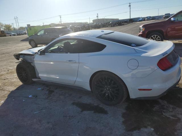 1FA6P8CF4J5162082 - 2018 FORD MUSTANG GT WHITE photo 2