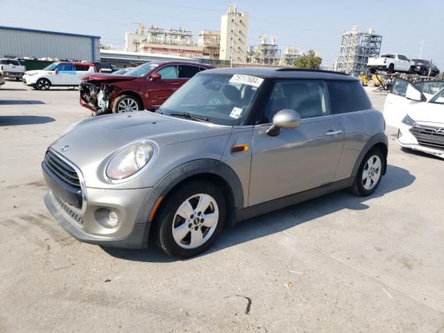 WMWXP5C5XH3C63671 - 2017 MINI COOPER GRAY photo 1