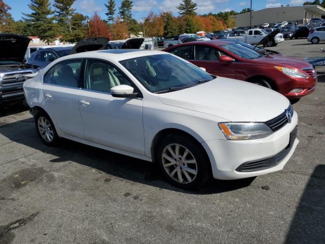 3VWDP7AJ1DM369639 - 2013 VOLKSWAGEN JETTA SE WHITE photo 4