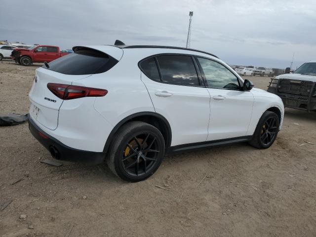 ZASPAKBN8M7D01944 - 2021 ALFA ROMEO STELVIO TI WHITE photo 3
