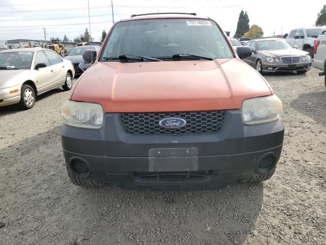 1FMYU92Z75KB50850 - 2005 FORD ESCAPE XLS ORANGE photo 5