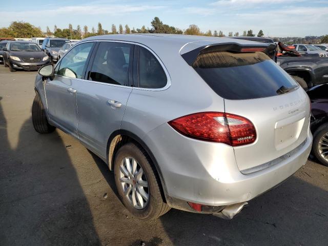 WP1AF2A29DLA36089 - 2013 PORSCHE CAYENNE SILVER photo 2