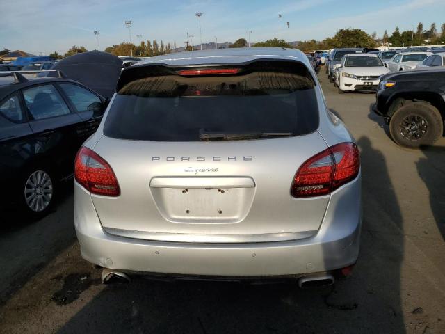 WP1AF2A29DLA36089 - 2013 PORSCHE CAYENNE SILVER photo 6