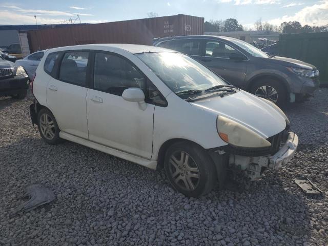 JHMGD38667S003818 - 2007 HONDA FIT S WHITE photo 4