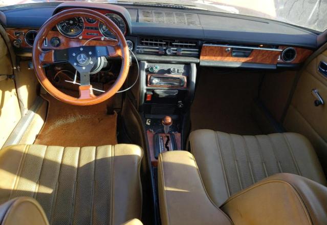 11406012014922 - 1973 MERCEDES-BENZ 280 ORANGE photo 8