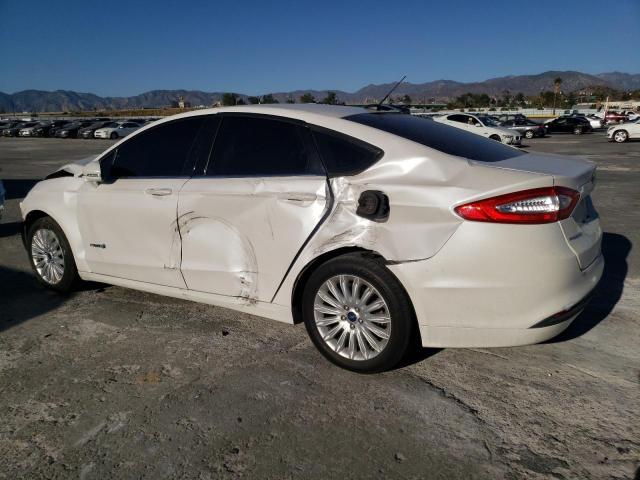 3FA6P0LU8DR164774 - 2013 FORD FUSION SE HYBRID WHITE photo 2