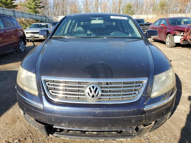 WVWAF03D058004897 - 2005 VOLKSWAGEN PHAETON 4.2 BLUE photo 5