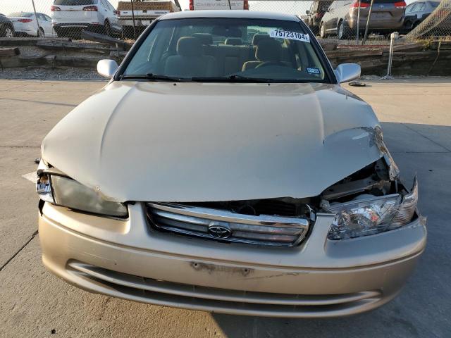 JT2BG22K5Y0506796 - 2000 TOYOTA CAMRY CE 金色 照片 5