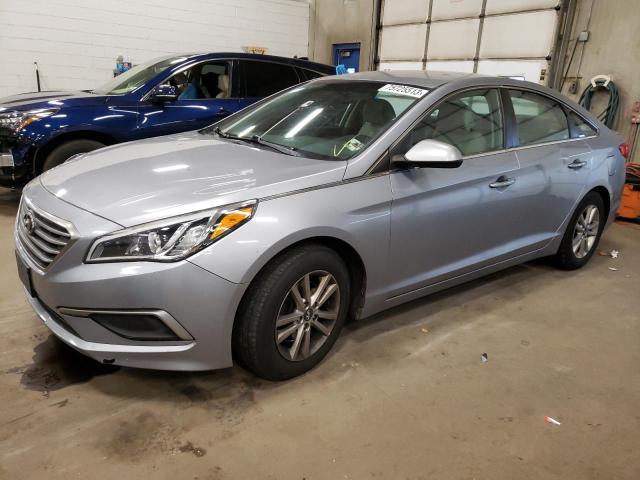 5NPE24AF1HH438776 - 2017 HYUNDAI SONATA SE SILVER photo 1