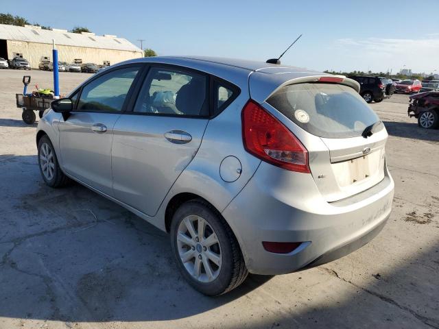 3FADP4EJ3DM225270 - 2013 FORD FIESTA SE SILVER photo 2