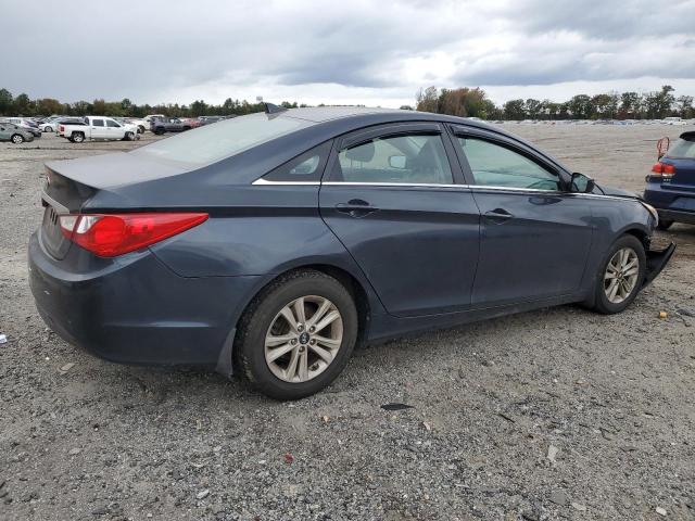 5NPEB4AC3DH656766 - 2013 HYUNDAI SONATA GLS BLUE photo 3