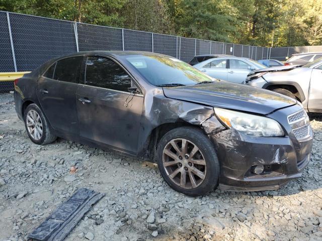 1G11H5SA9DF320624 - 2013 CHEVROLET MALIBU LTZ ნაცრისფერი ფოტო 4