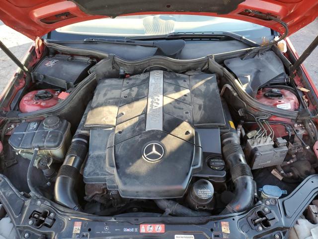 WDBTK75J05F161002 - 2005 MERCEDES-BENZ CLK 500 RED photo 11