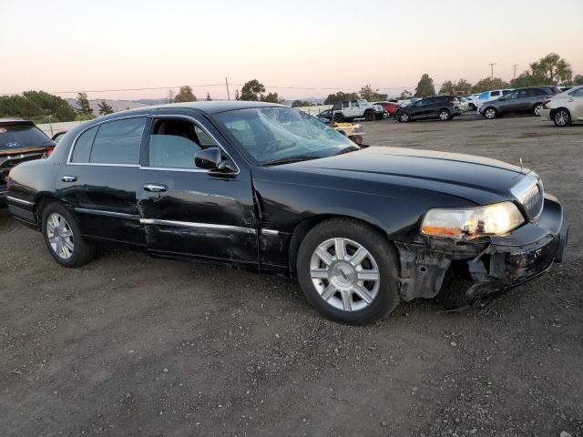2LNBL8EV7AX751260 - 2010 LINCOLN TOWN CAR EXECUTIVE L BLACK photo 4