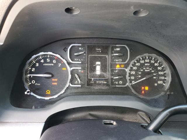 5TFRM5F19JX131817 - 2018 TOYOTA TUNDRA DOUBLE CAB SR/SR5 SILVER photo 9