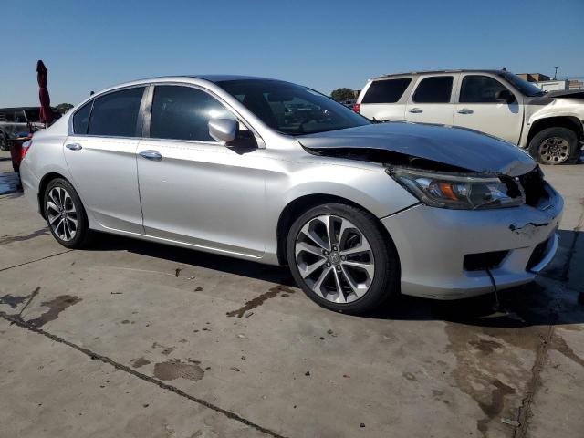 1HGCR2F53FA107050 - 2015 HONDA ACCORD SPORT SILVER photo 4