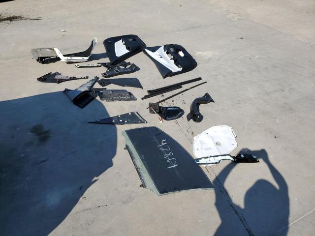 JTDKARFP2H3023773 - 2017 TOYOTA PRIUS PRIM ვერცხლისფერი ფოტო 12