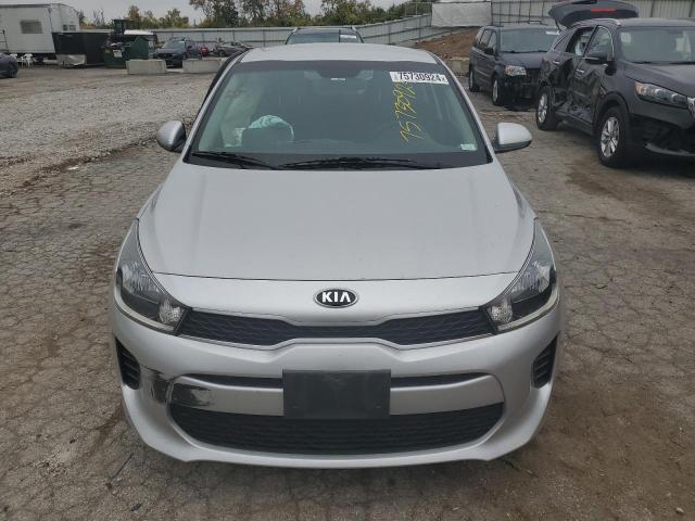 3KPA24AB3KE248713 - 2019 KIA RIO S SILVER photo 5