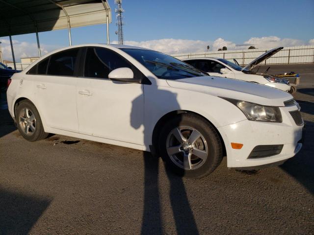 1G1PC5SB1D7322590 - 2013 CHEVROLET CRUZE LT WHITE photo 4