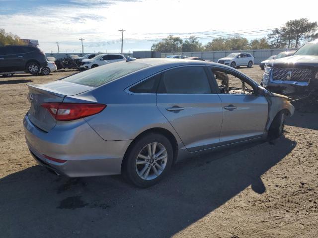 5NPE24AF9GH287913 - 2016 HYUNDAI SONATA SE SILVER photo 3