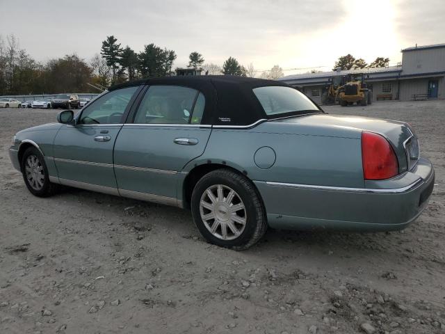 1LNHM82W66Y608716 - 2006 LINCOLN TOWN CAR SIGNATURE LIMITED GREEN photo 2