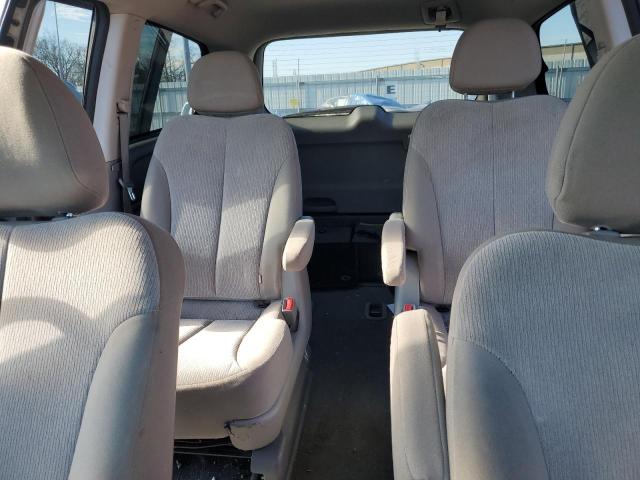 KNDMG4C79C6427191 - 2012 KIA SEDONA LX GRAY photo 10