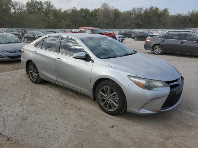 4T1BF1FK7FU110773 - 2015 TOYOTA CAMRY LE SILVER photo 4