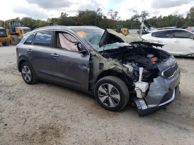 KNDCB3LC5J5200181 - 2018 KIA NIRO FE SILVER photo 4