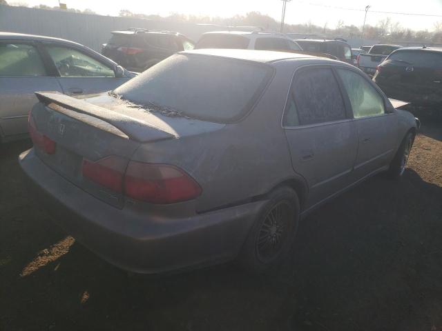 1HGCG1652YA097310 - 2000 HONDA ACCORD EX SILVER photo 3