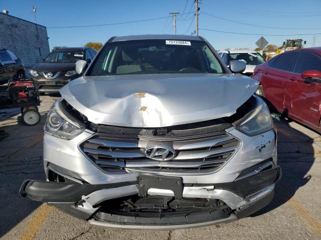 5XYZTDLB3JG552168 - 2018 HYUNDAI SANTA FE S SILVER photo 5