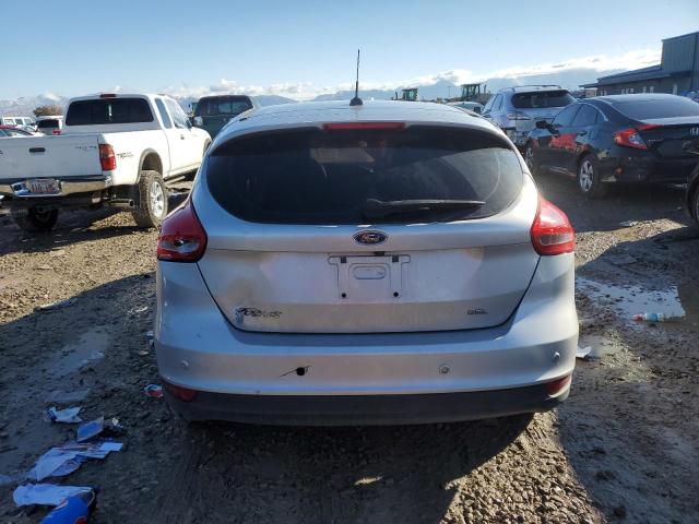 1FADP3M23JL325418 - 2018 FORD FOCUS SEL GRAY photo 6