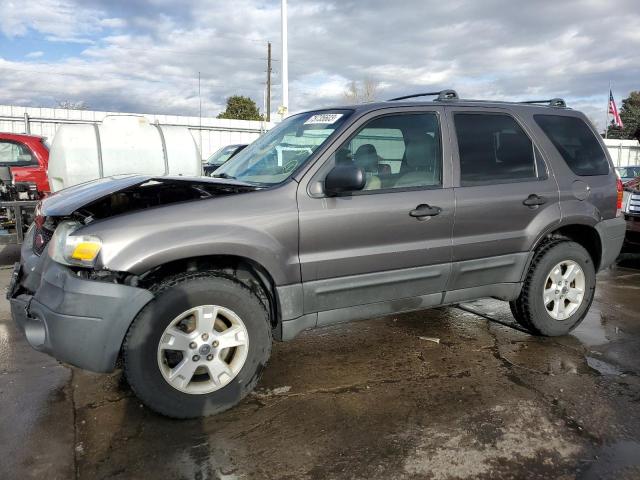 1FMCU93185KD40871 - 2005 FORD ESCAPE XLT GRAY photo 1