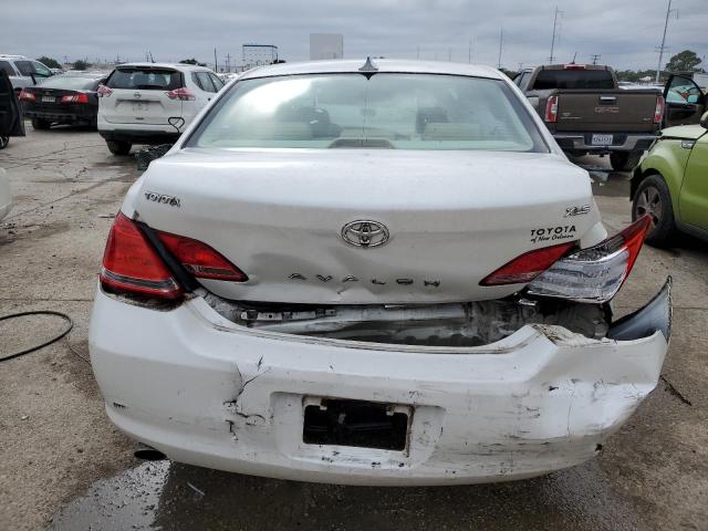 4T1BK36B25U048446 - 2005 TOYOTA AVALON XL WHITE photo 6