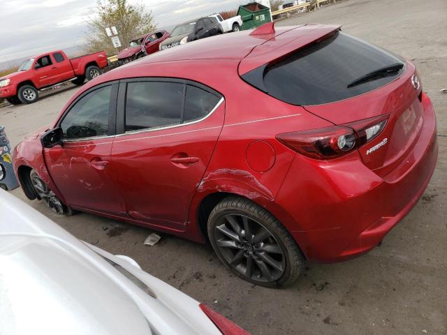 3MZBN1M3XJM179485 - 2018 MAZDA 3 GRAND TOURING RED photo 2