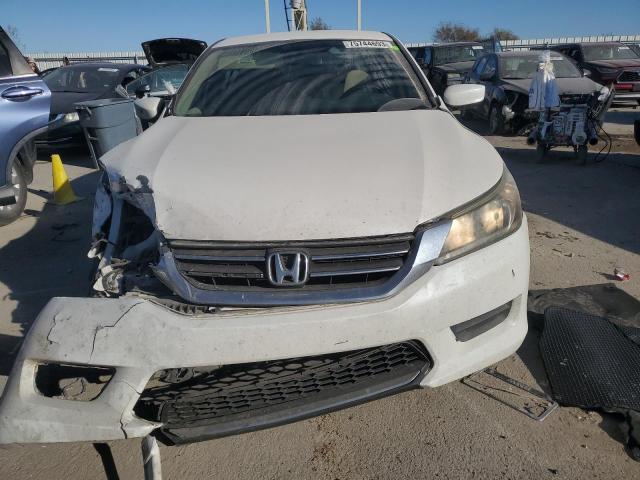 1HGCR2F37DA207857 - 2013 HONDA ACCORD LX WHITE photo 5