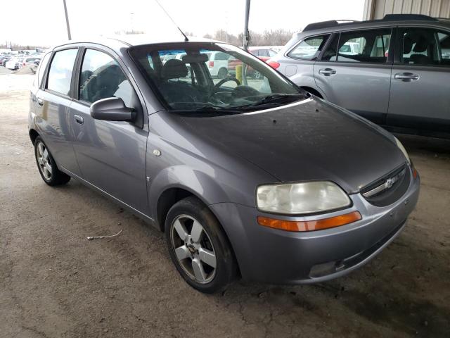 KL1TD66678B081361 - 2008 CHEVROLET AVEO BASE GRAY photo 4