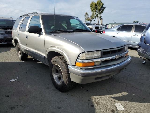 1GNCS13W0Y2336252 - 2000 CHEVROLET BLAZER SILVER photo 4