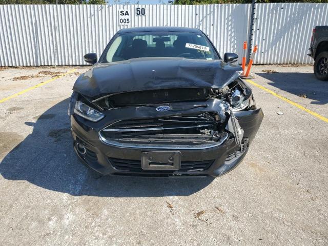 3FA6P0H75GR339957 - 2016 FORD FUSION SE BLACK photo 5