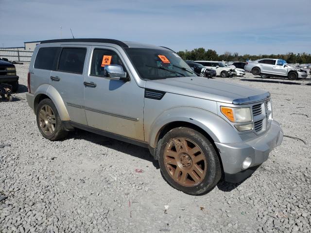 1D4PU4GX3BW528406 - 2011 DODGE NITRO HEAT SILVER photo 4