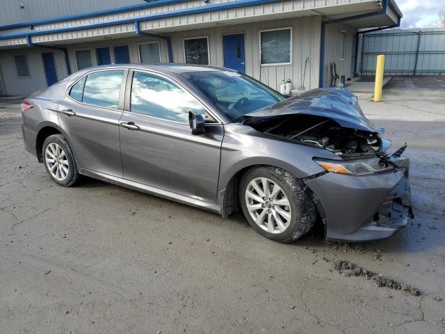 4T1B11HK2KU250039 - 2019 TOYOTA CAMRY L GRAY photo 4