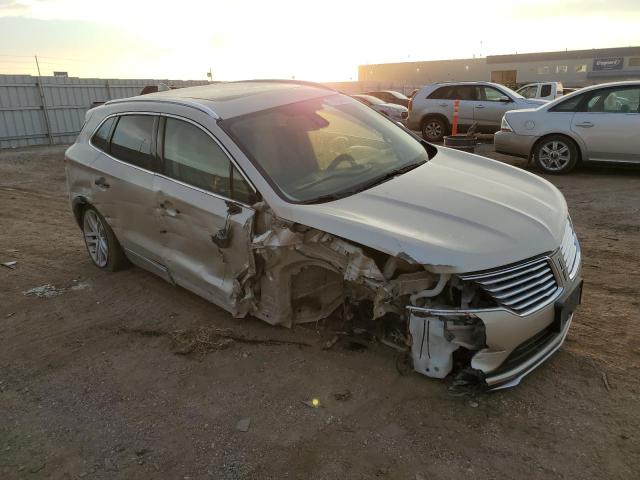 5LMTJ3DH9HUL32043 - 2017 LINCOLN MKC RESERVE TAN photo 4